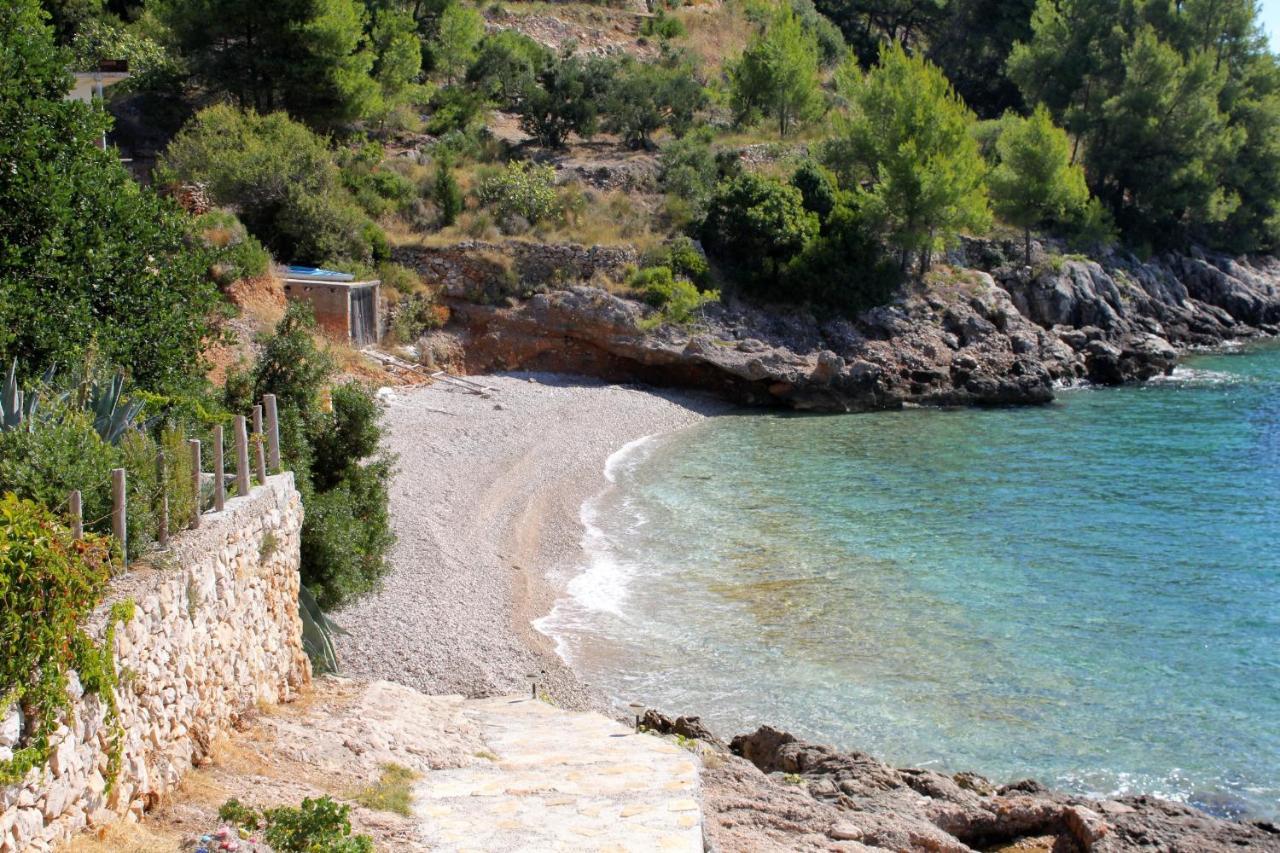 Seaside Secluded Apartments Cove Torac, Hvar - 575 Gdinj Экстерьер фото