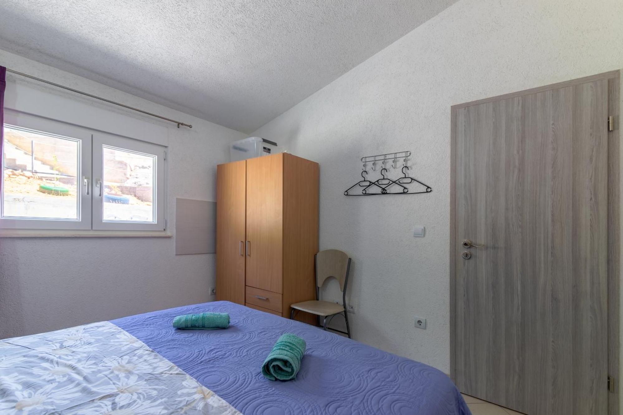 Seaside Secluded Apartments Cove Torac, Hvar - 575 Gdinj Номер фото
